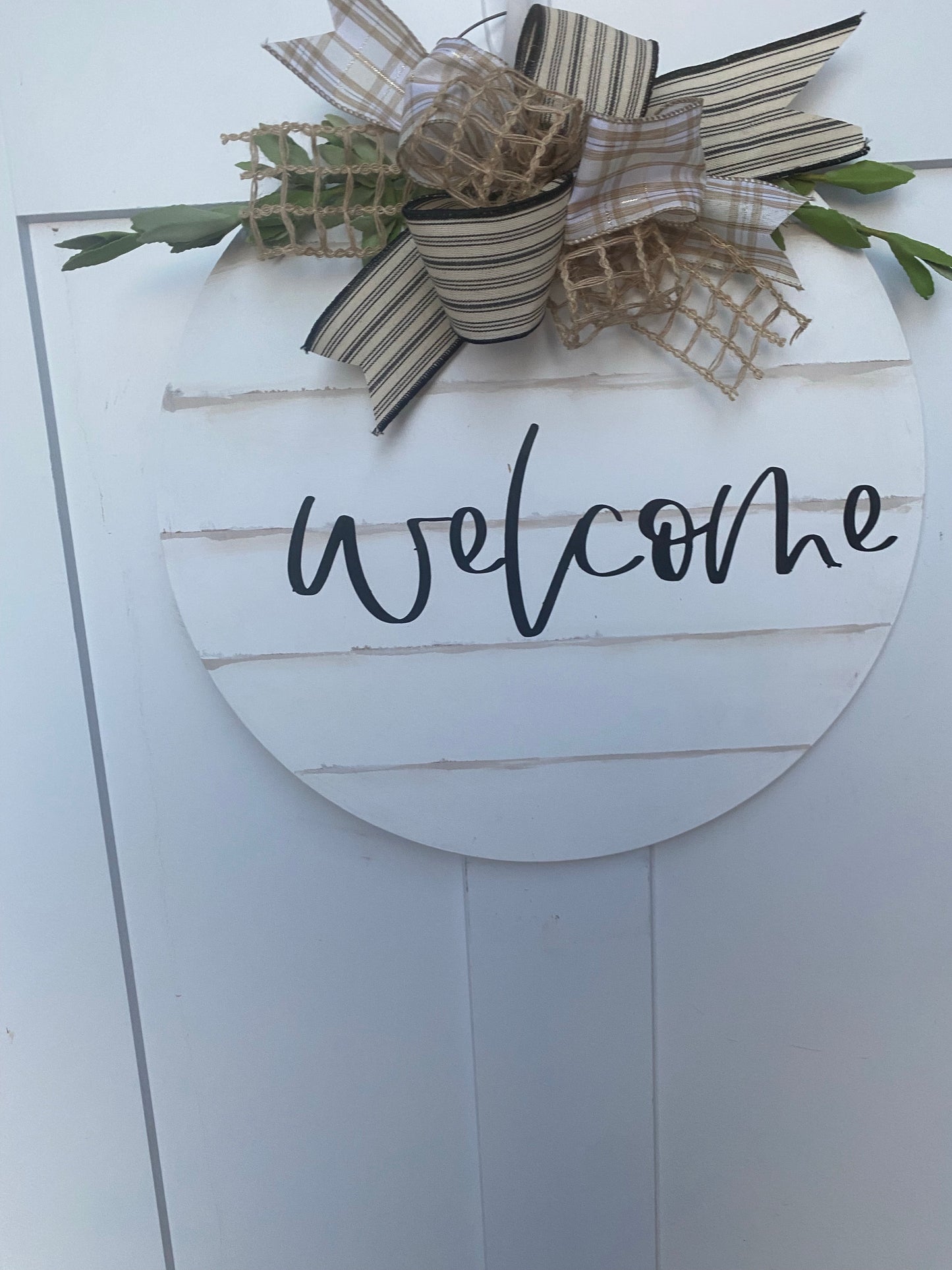Welcome farmhouse door hanger | porch decor
